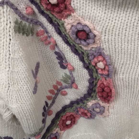 2/$15 top - Picture 3 of 4